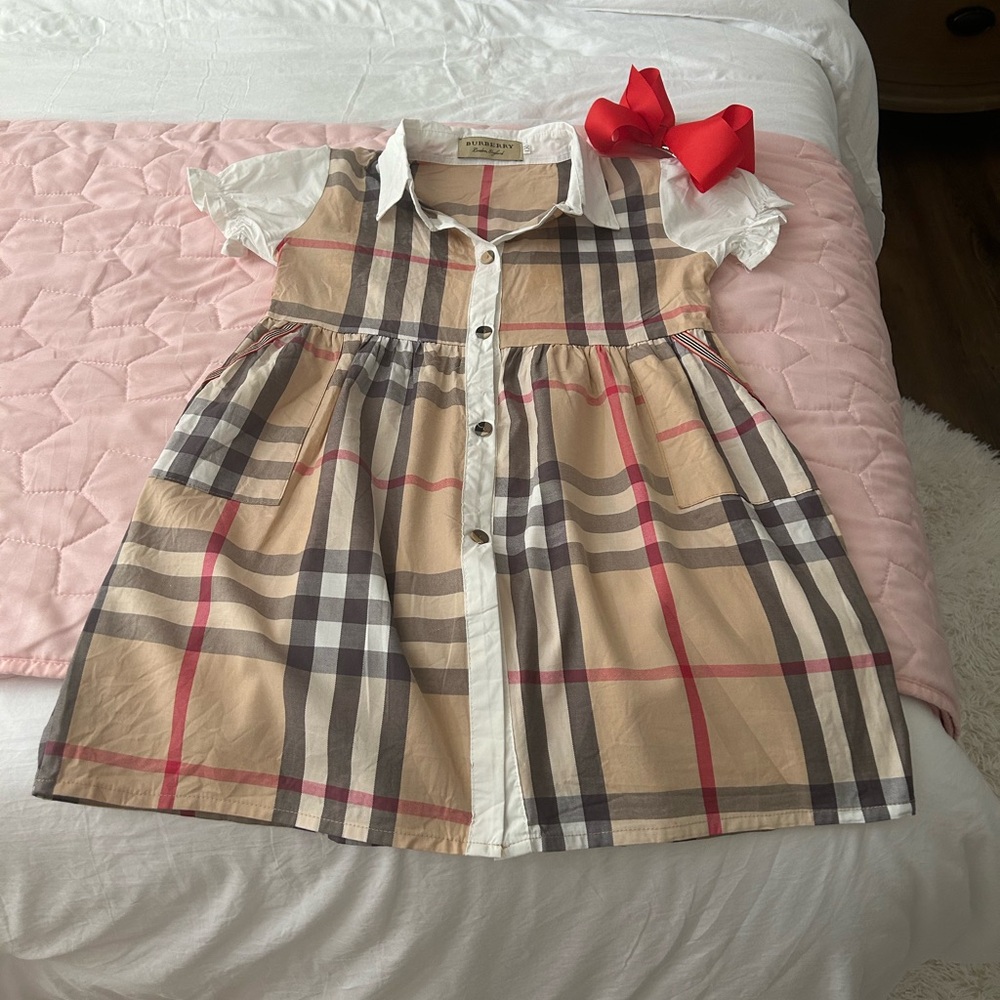Burberry girls dress size 6/7